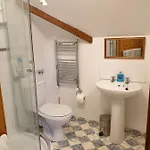 Rose Bed & Breakfast 4*