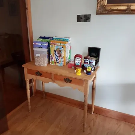 Rose לינה וארוחת בוקר 4*