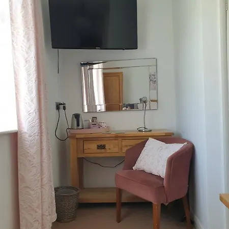Rose 4* York