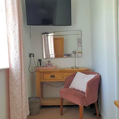 Rose 4* York
