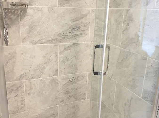 Rose Bed & Breakfast 4*